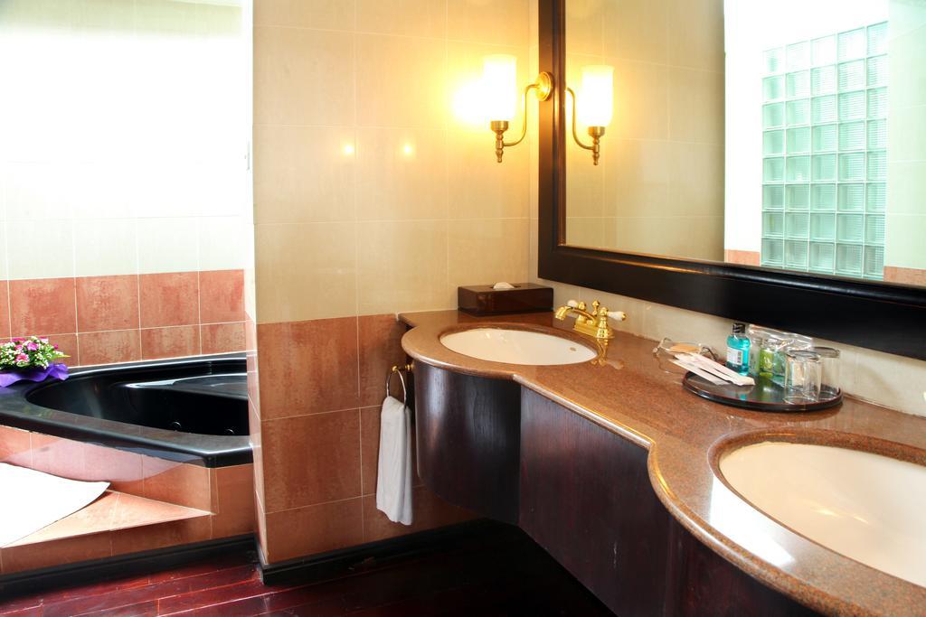 Thanh Thuy Hotel Dalat Esterno foto
